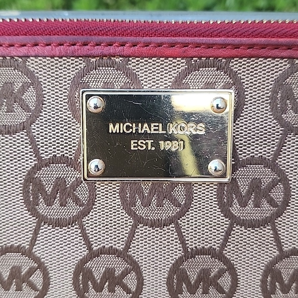 Michael Kors Brown Red Signature Canvas Wallet - Picture 2 of 13